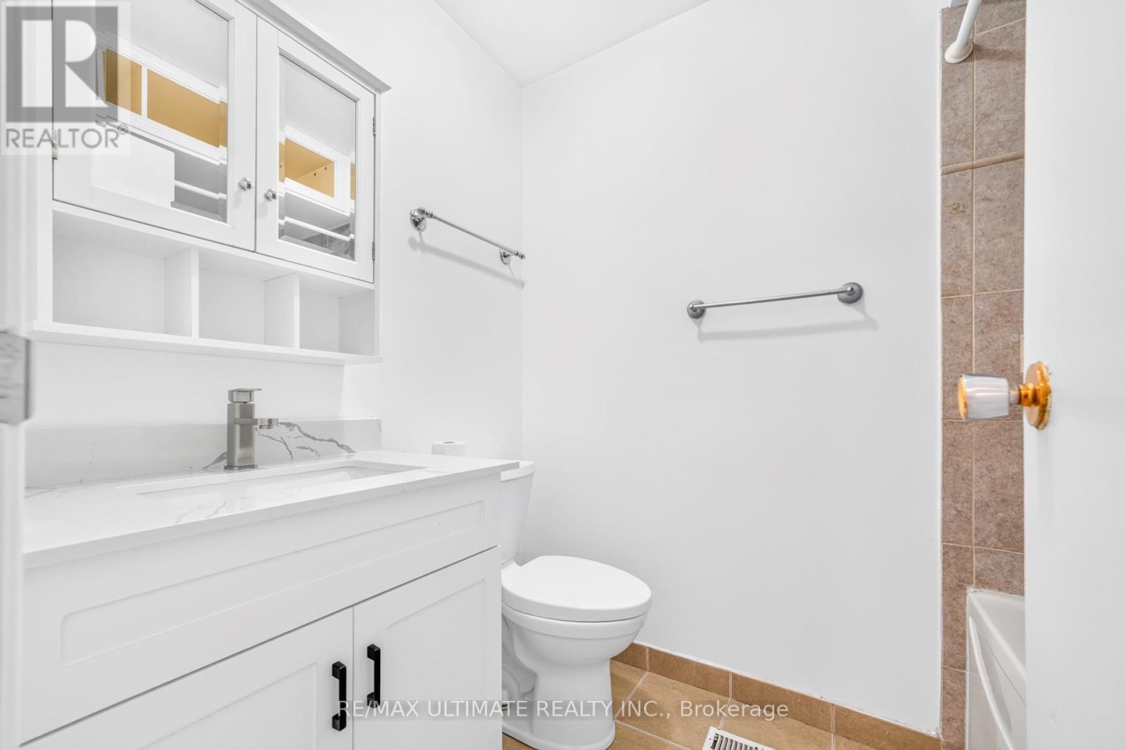 122 Moregate Crescent, Brampton, Ontario  L6S 3K9 - Photo 25 - W13880704