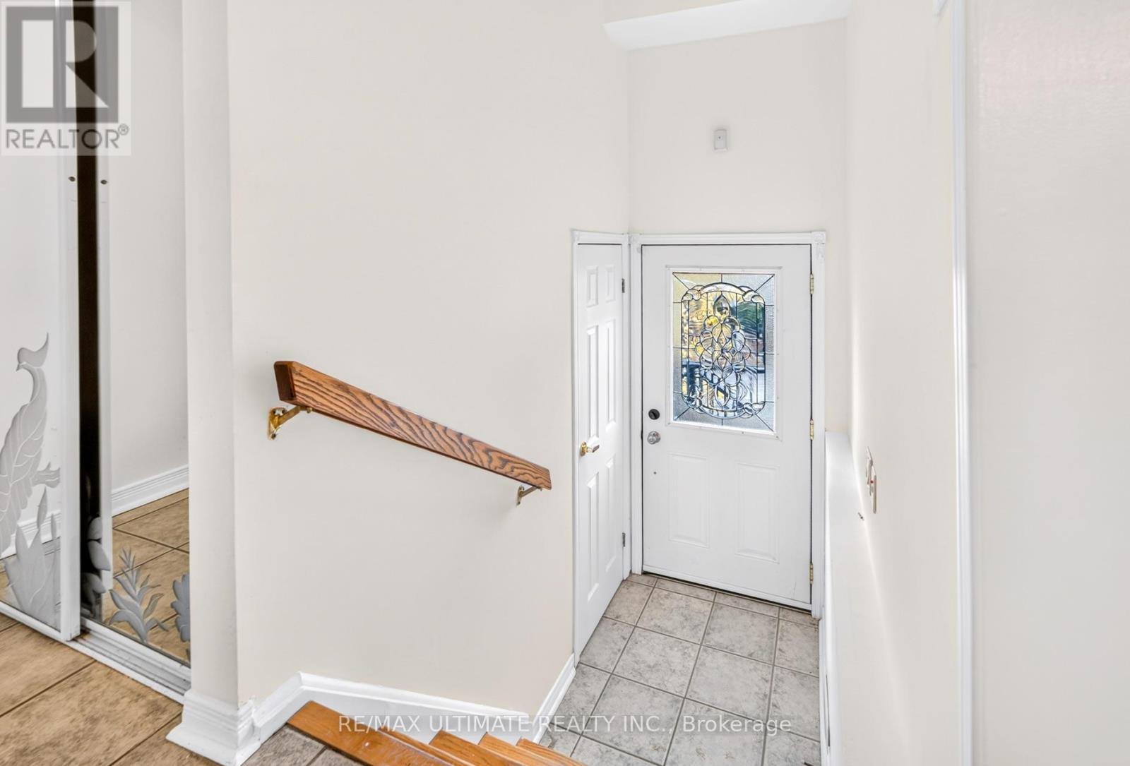 122 Moregate Crescent, Brampton, Ontario  L6S 3K9 - Photo 8 - W13880704