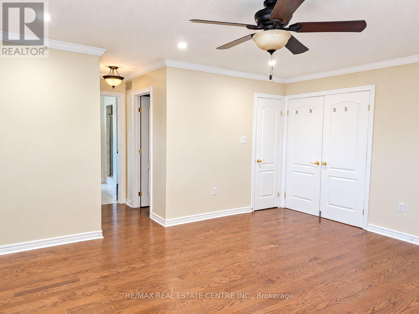 1302 Renfield Drive, Burlington, Ontario  L7M 4Z3 - Photo 21 - W13880718