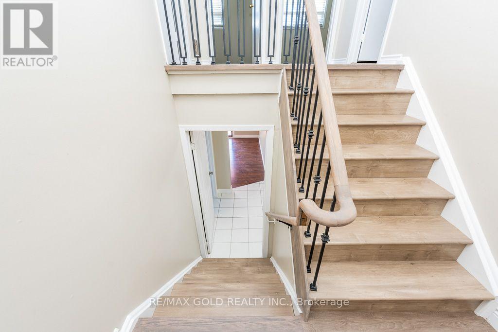 7283 Sigsbee Drive, Mississauga, Ontario  L4T 3L6 - Photo 26 - W13880798