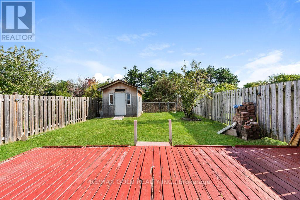7283 Sigsbee Drive, Mississauga, Ontario  L4T 3L6 - Photo 40 - W13880798