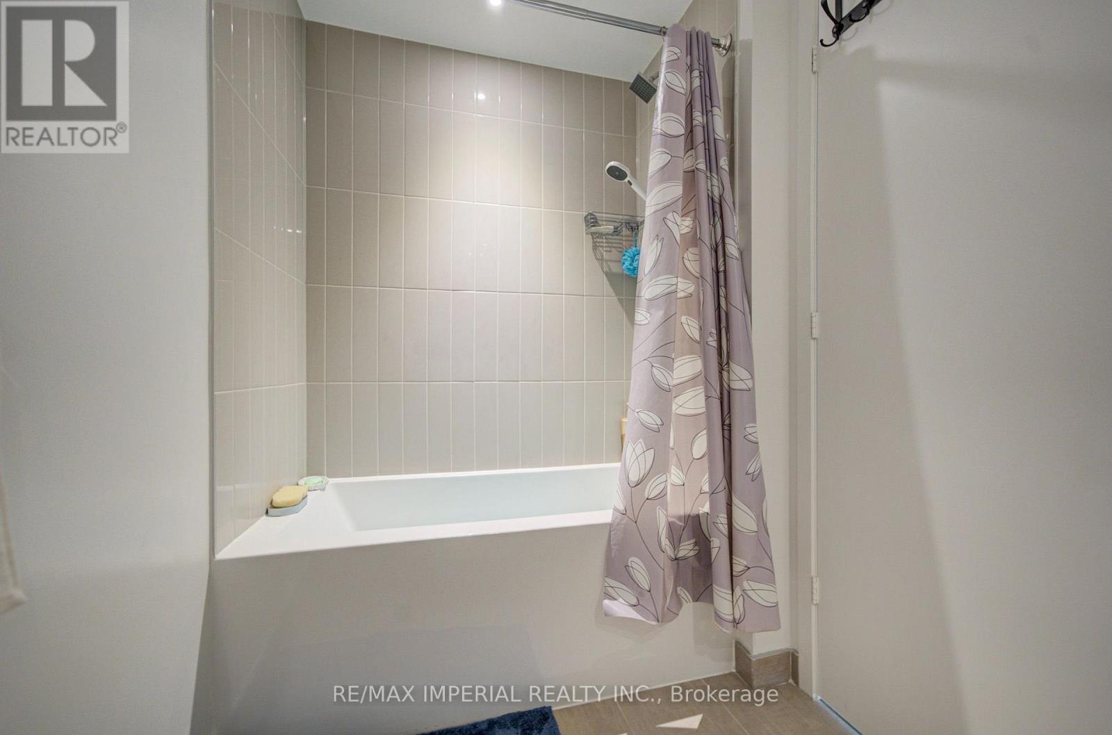 3811 - 3883 Quartz Road, Mississauga, Ontario  L5B 0M4 - Photo 13 - W13880824