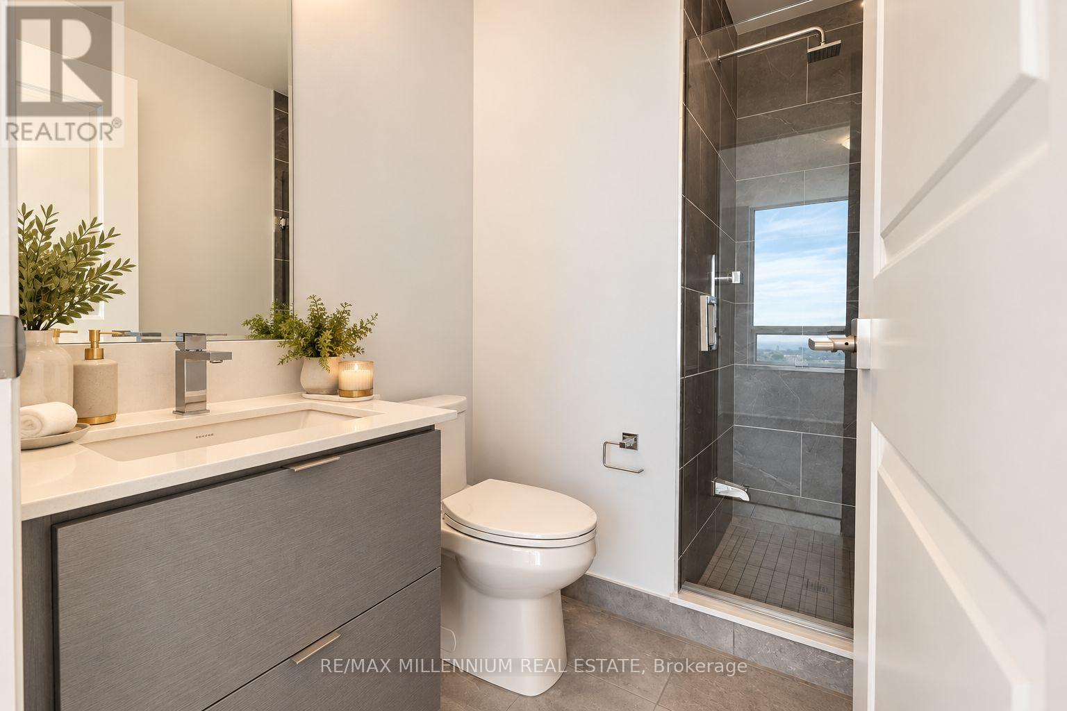 2607 - 36 Elm Drive W, Mississauga, Ontario  L5B 0N3 - Photo 5 - W13851988