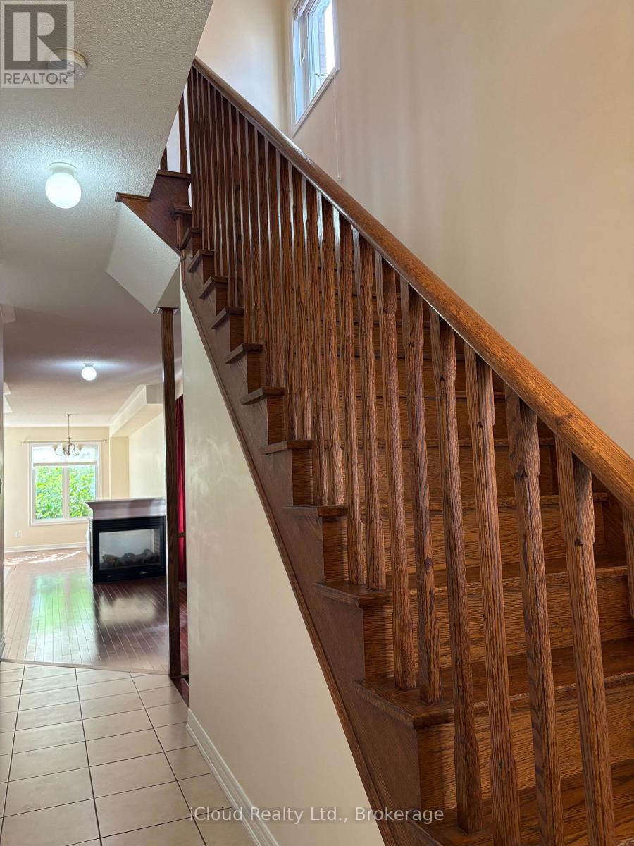 539 Coach Drive, Mississauga, Ontario  L5R 0C4 - Photo 10 - W13874090
