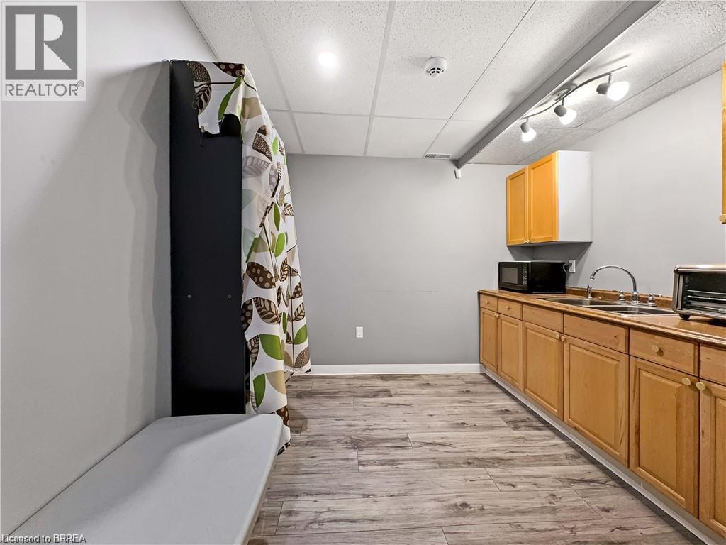 80 Brant Avenue Unit# 1005, Brantford, Ontario  N3T 3H1 - Photo 8 - 40869590