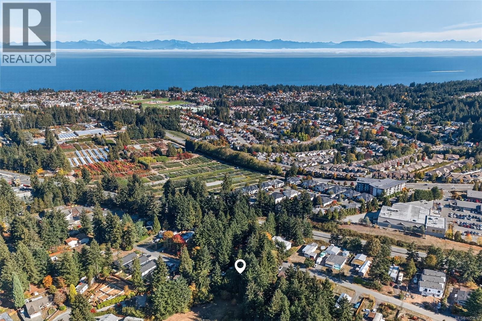 6071 Pine Ridge Cres