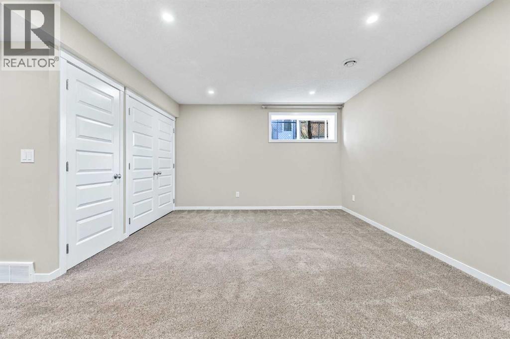 38 Drake Landing Drive