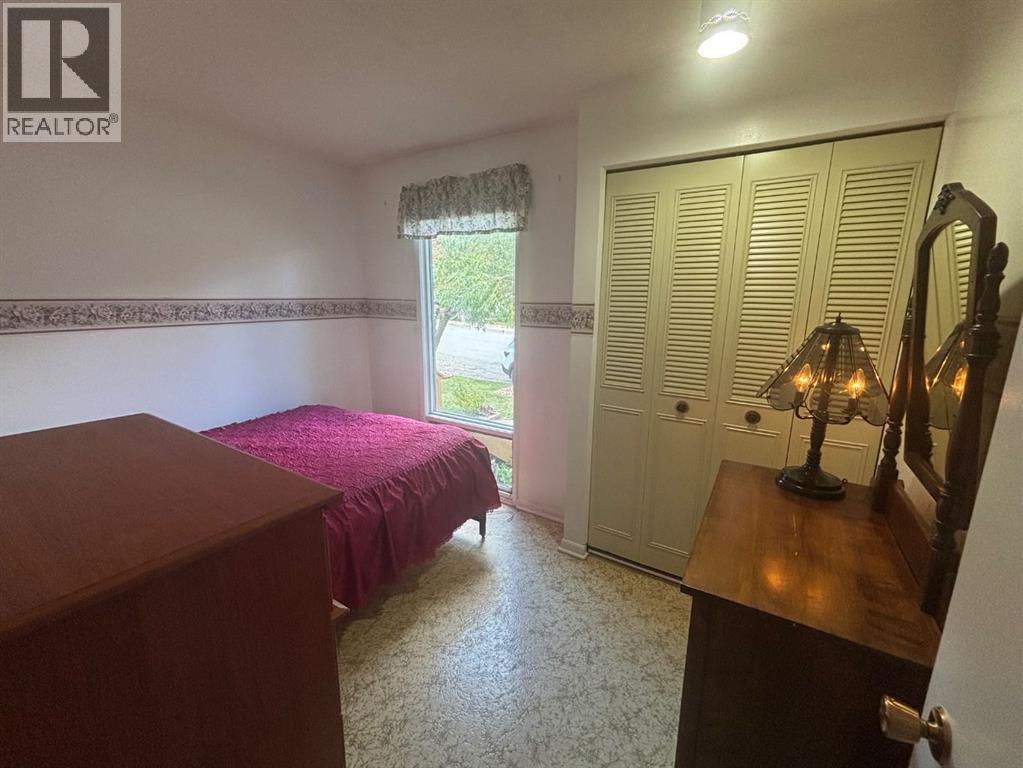 7306 24 Avenue, Coleman, Alberta  T0L 0M0 - Photo 11 - A2350338