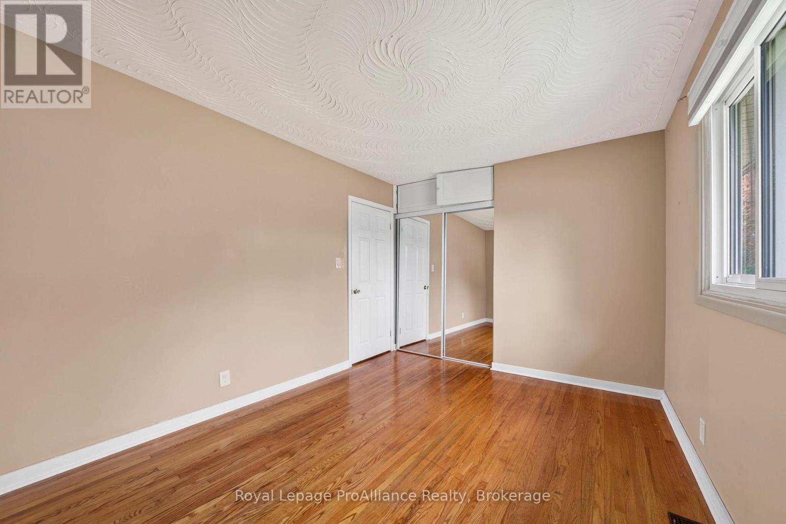 26 Lexington Crescent, Belleville, Ontario  K8P 4L1 - Photo 12 - X13880970