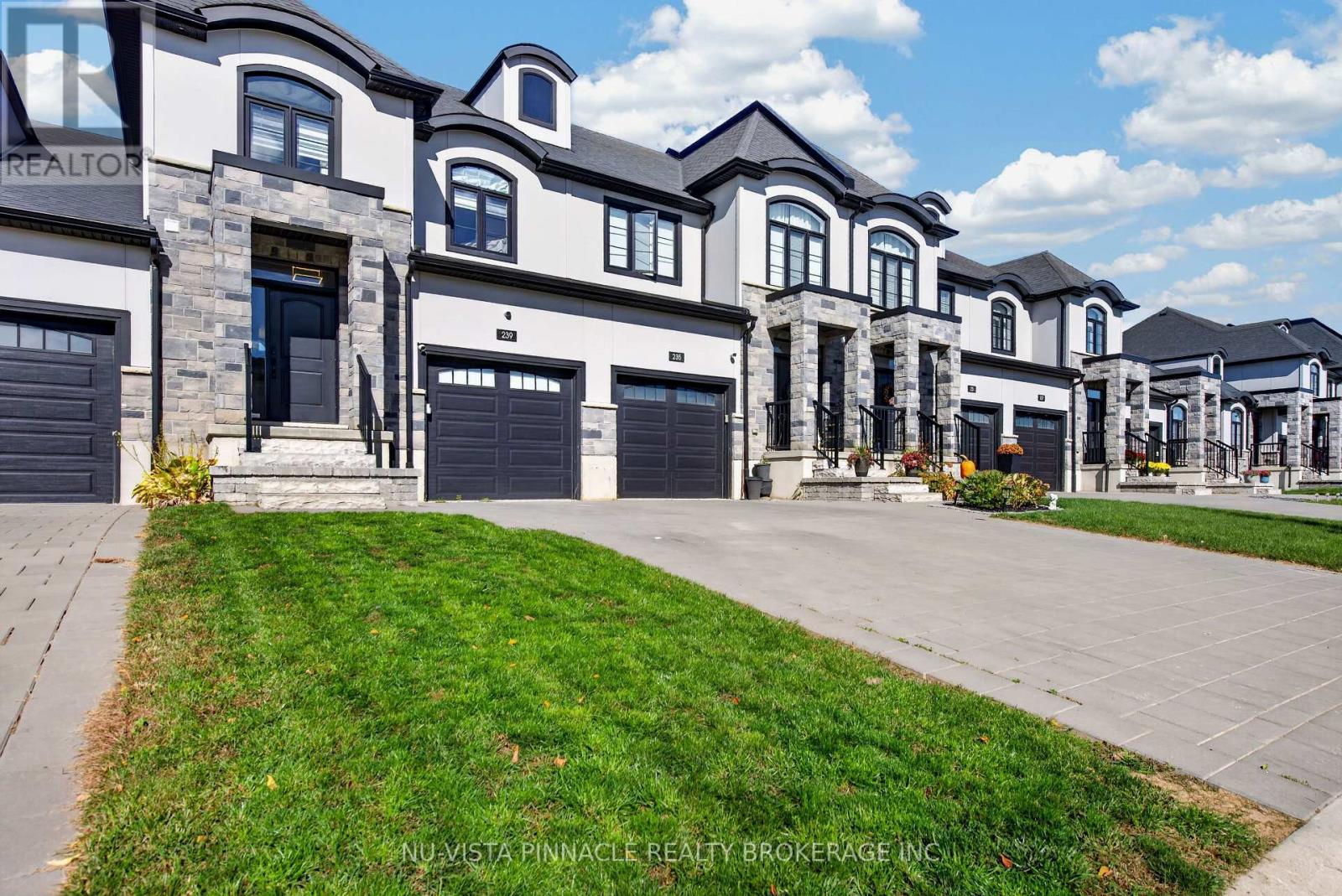 239 Winlow Way, Middlesex Centre, Ontario  N0L 1R0 - Photo 2 - X13880886