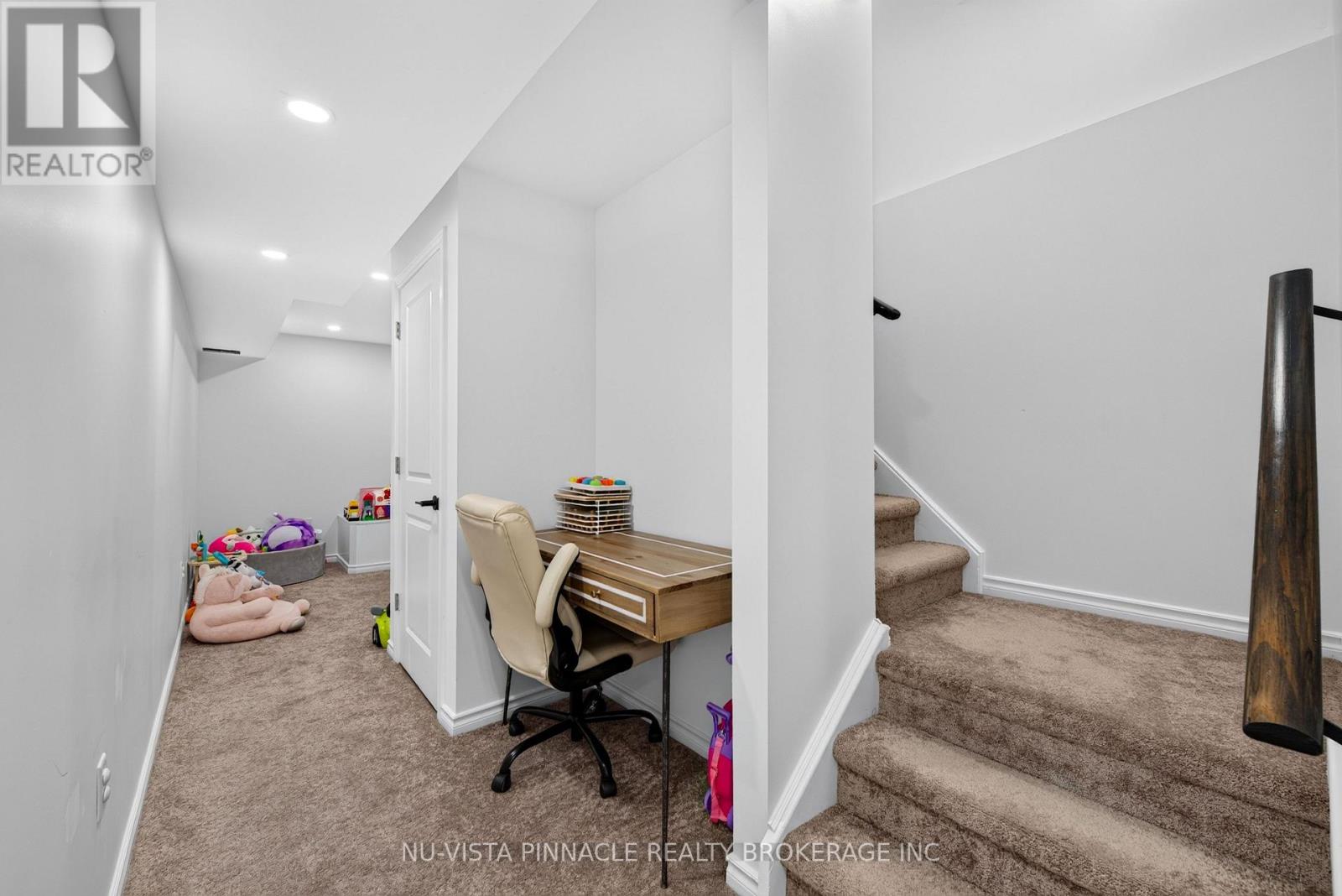 239 Winlow Way, Middlesex Centre, Ontario  N0L 1R0 - Photo 36 - X13880886