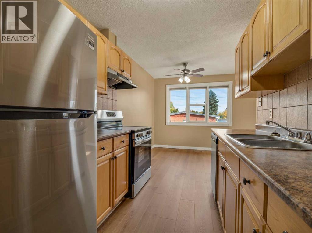 3, 2145 5 Avenue N, Lethbridge, Alberta  T1H 0N6 - Photo 22 - A2349977