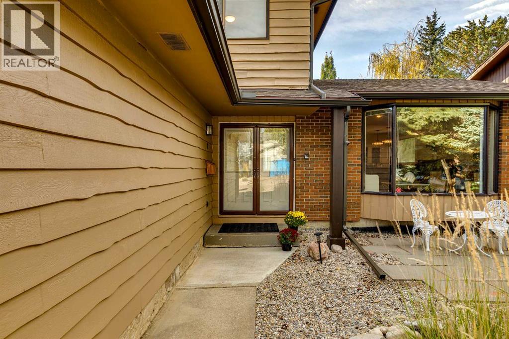 7 Woodgreen Crescent SW, Calgary, Alberta  T2W 4A4 - Photo 46 - A2349261