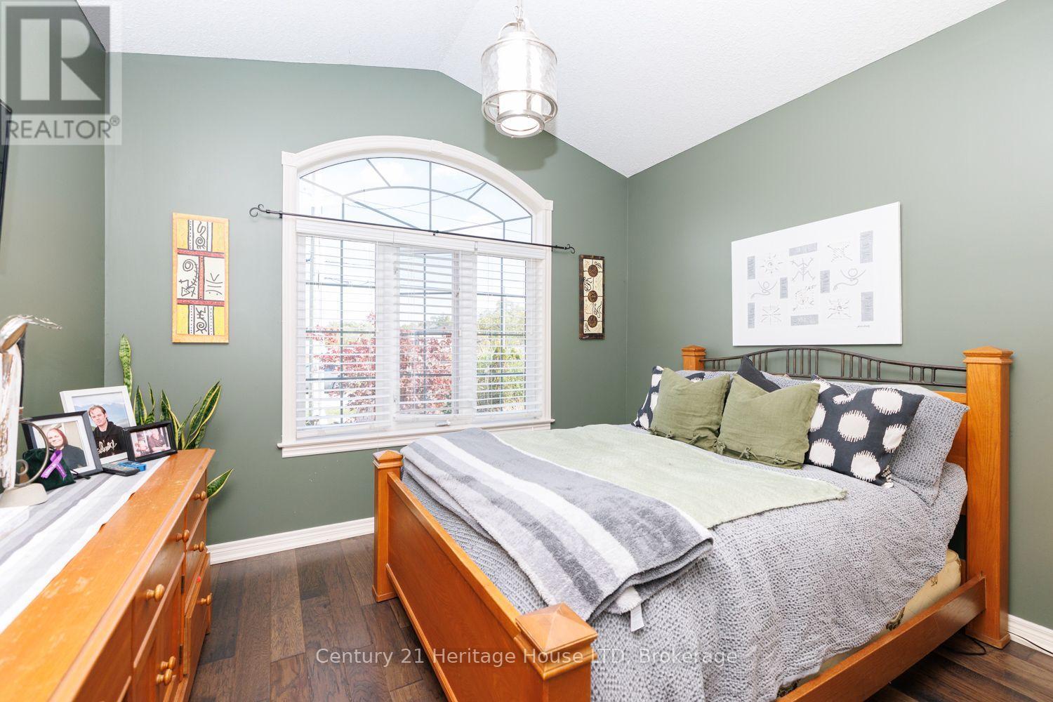21 Burleigh Road S, Fort Erie, Ontario  L0S 1N0 - Photo 18 - X13880848