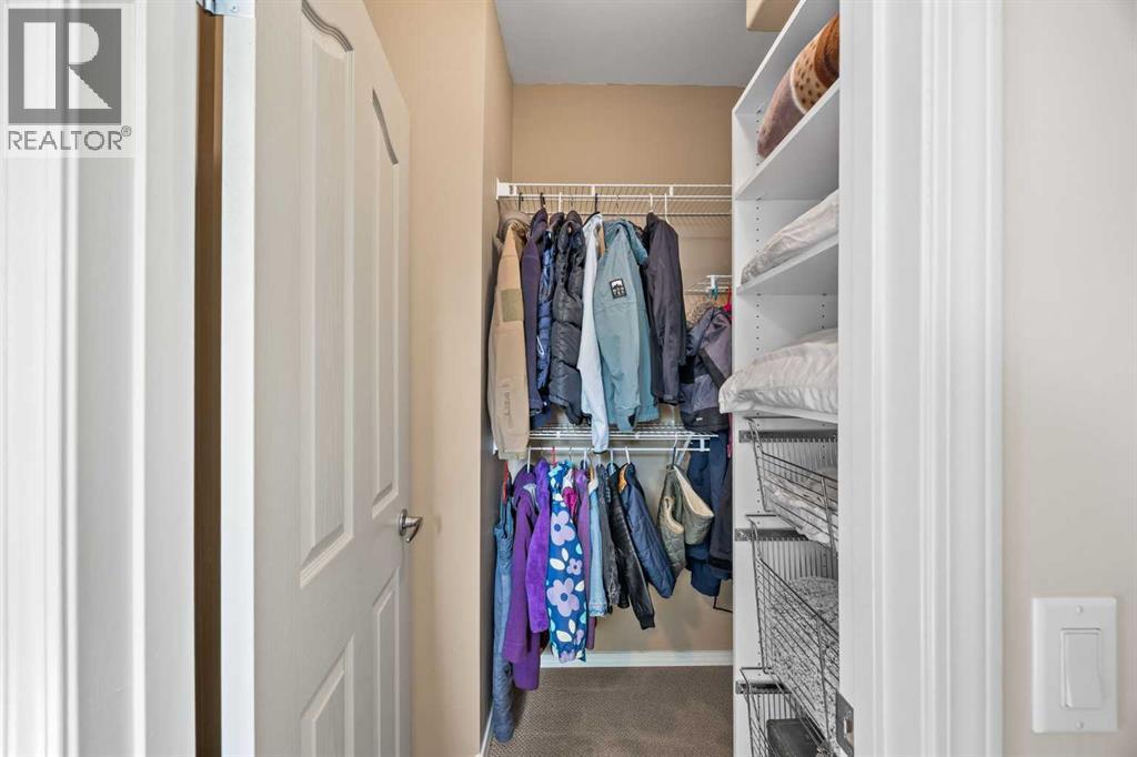 7 Springbank Mews SW, Calgary, Alberta  T3H 4V5 - Photo 27 - A2350613