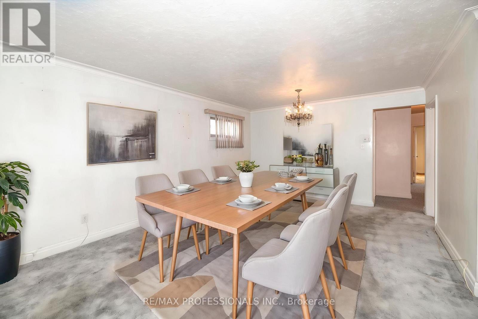 79 Silverhill Drive, Toronto, Ontario  M9B 3W4 - Photo 5 - W13875322