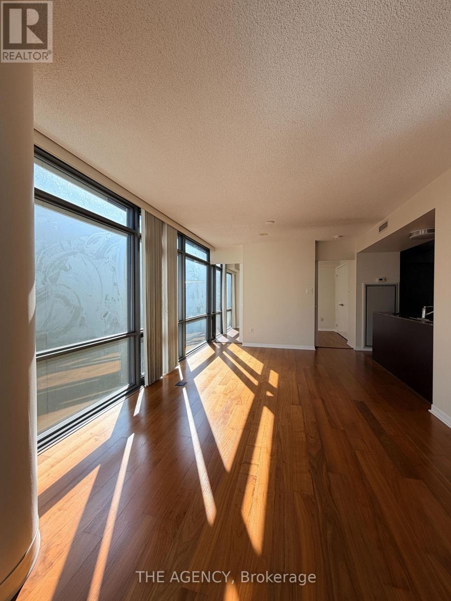 1008 - 38 Grenville Street, Toronto, Ontario  M4Y 1A5 - Photo 5 - C13880854