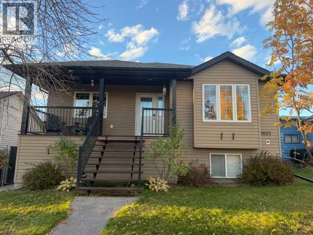 5022 9 Avenue, Edson, Alberta  T7E 1E8 - Photo 2 - A2350524