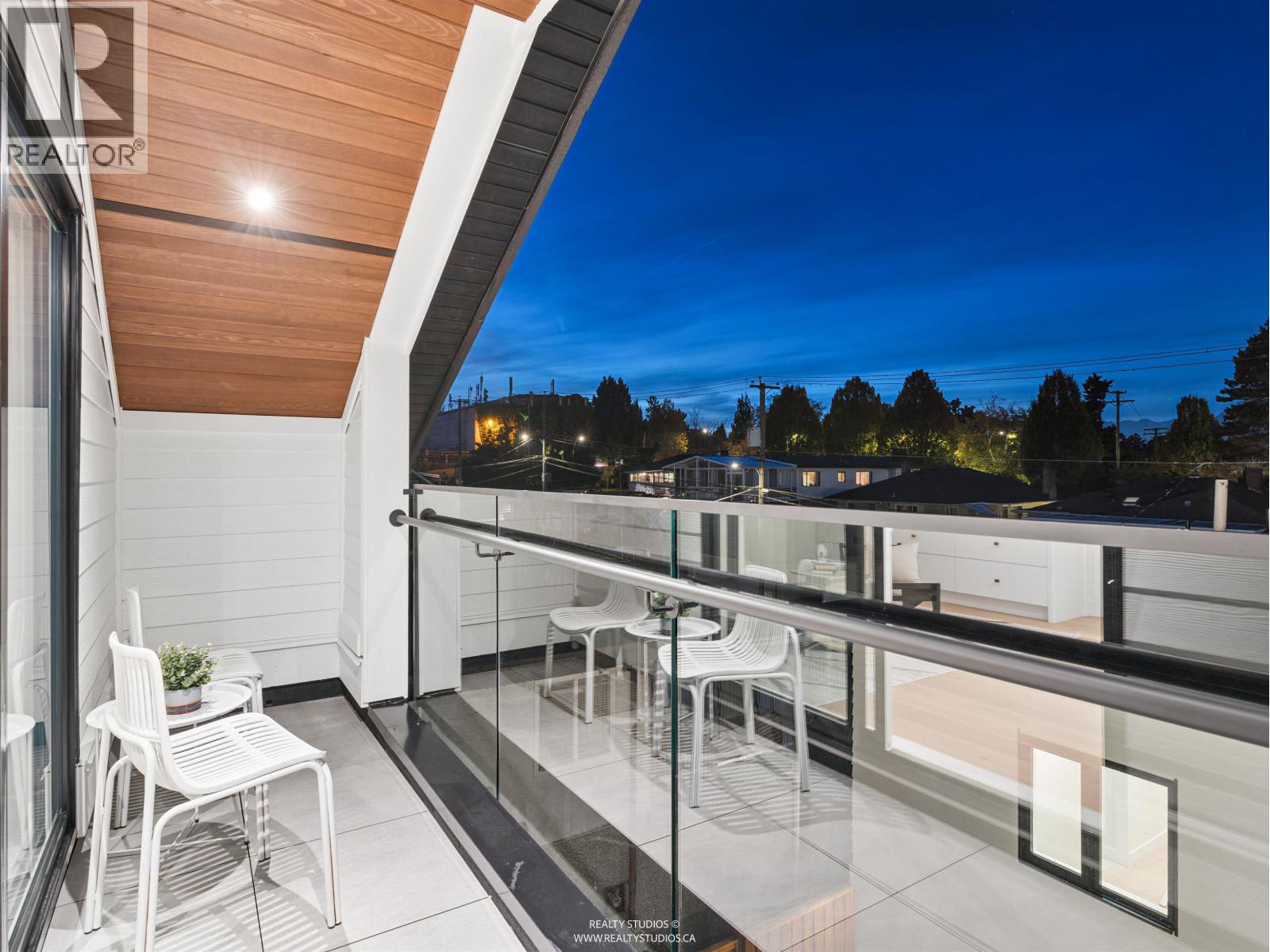 2 2541 E 2nd Avenue, Vancouver, British Columbia  V5M 1C7 - Photo 26 - R3174047