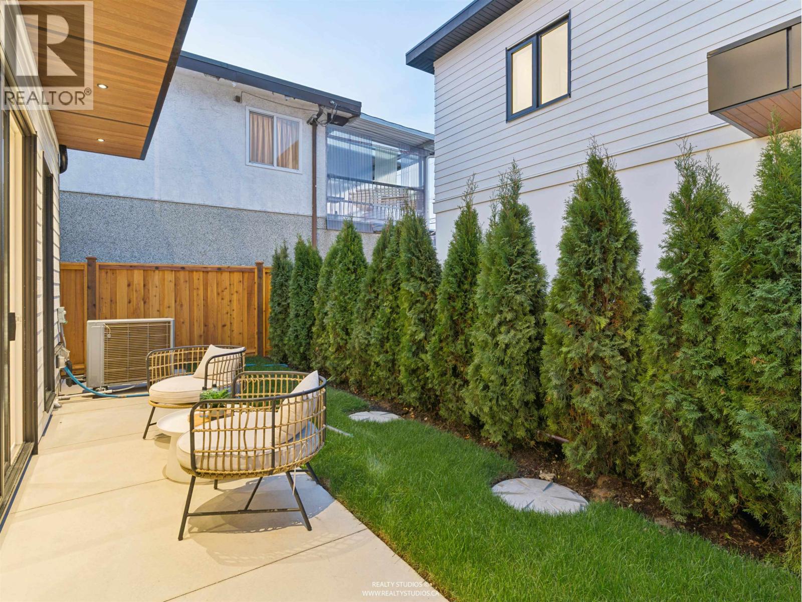 2 2541 E 2nd Avenue, Vancouver, British Columbia  V5M 1C7 - Photo 10 - R3174047