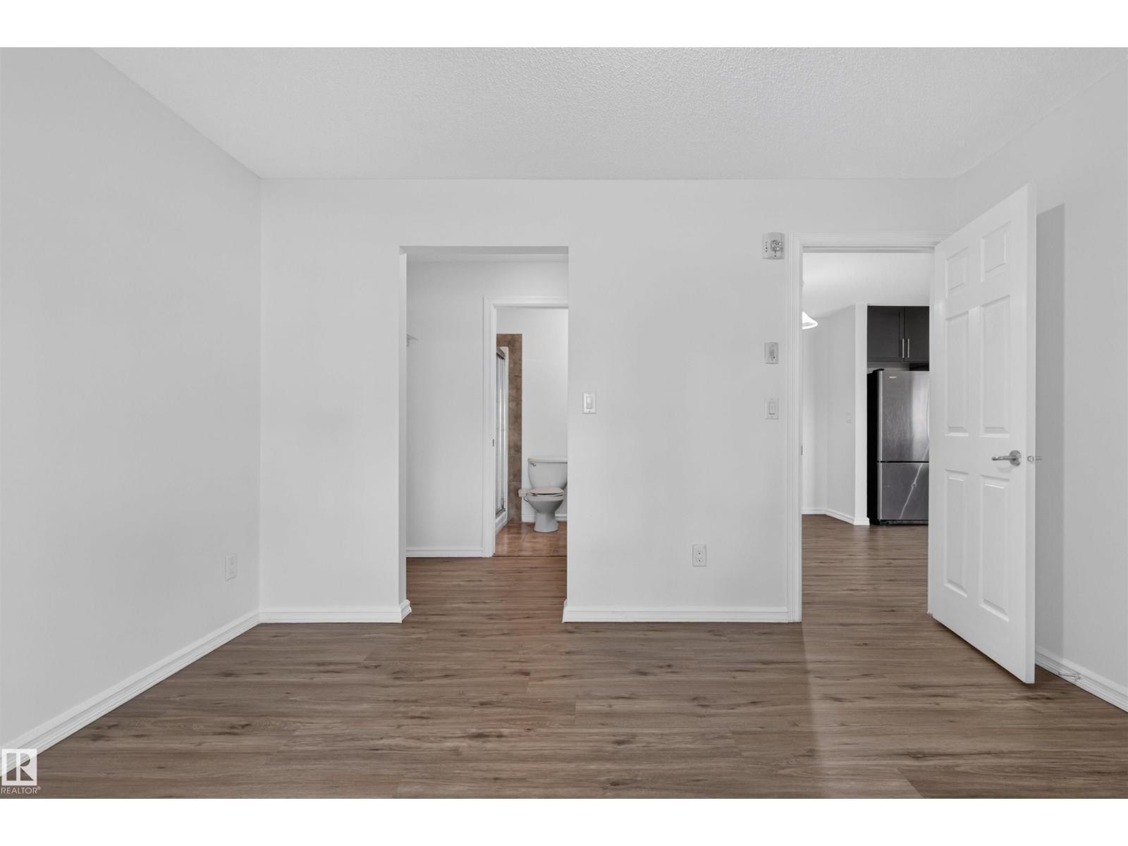 #116 2204 44 AV NW