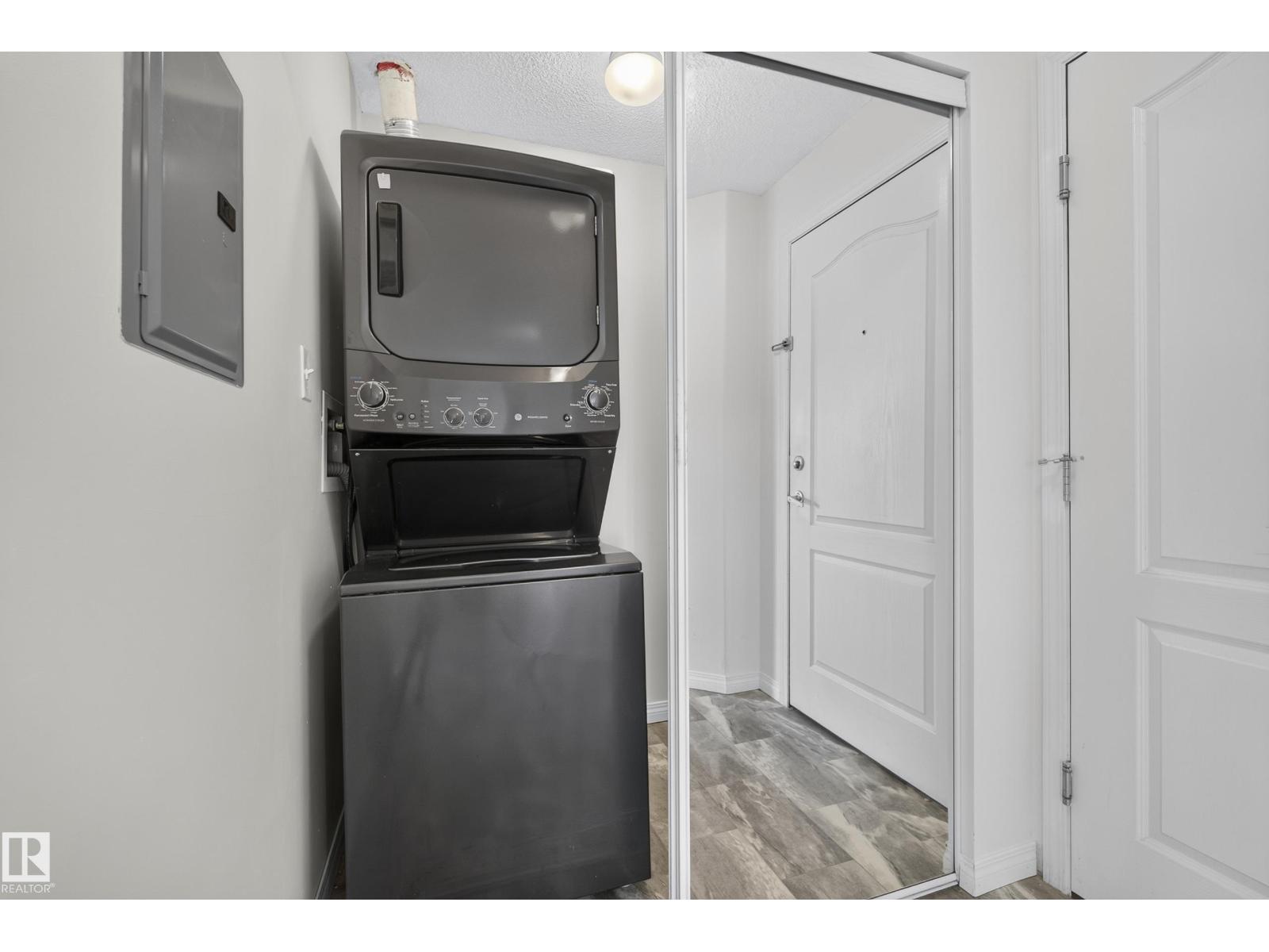 #2212 320 CLAREVIEW STATION DR NW