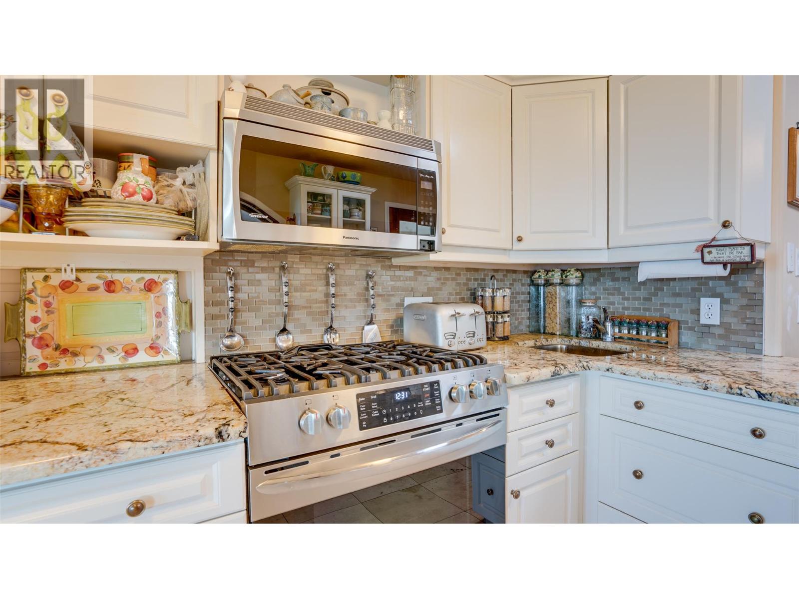 3200 Greenwood Road, Vernon, British Columbia  V1B 4G5 - Photo 31 - 10401980