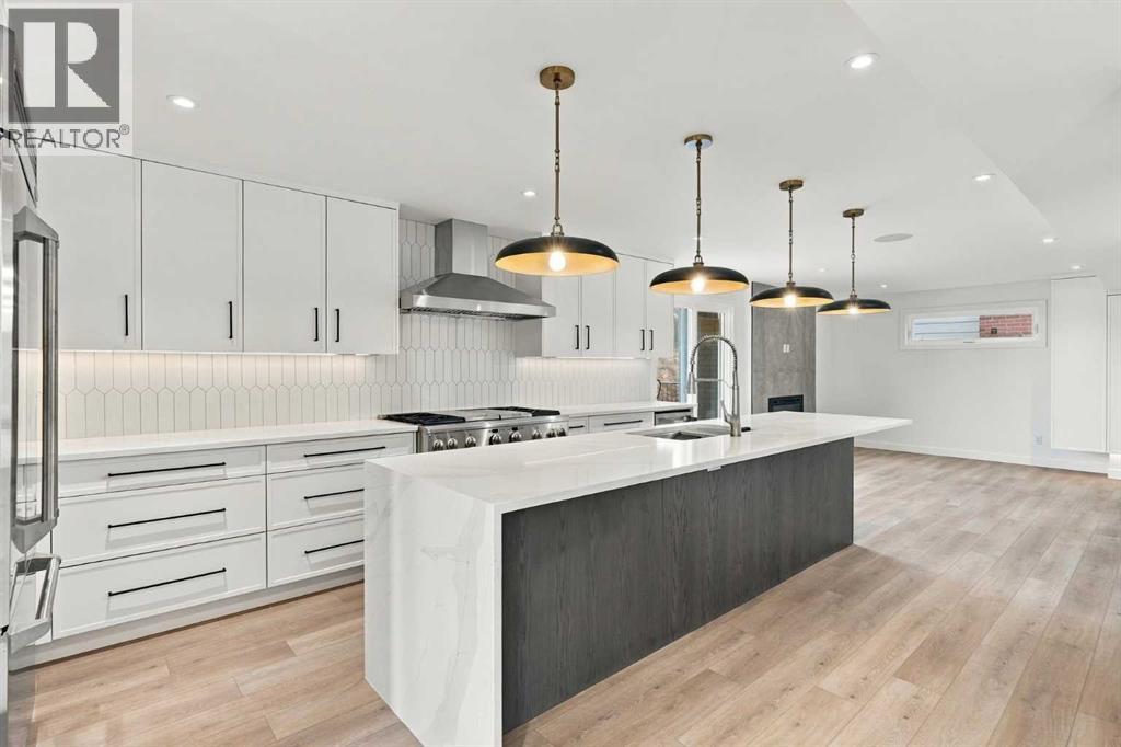 47 Woodbrook Road SW, Calgary, Alberta  T2W 4M5 - Photo 6 - A2350710