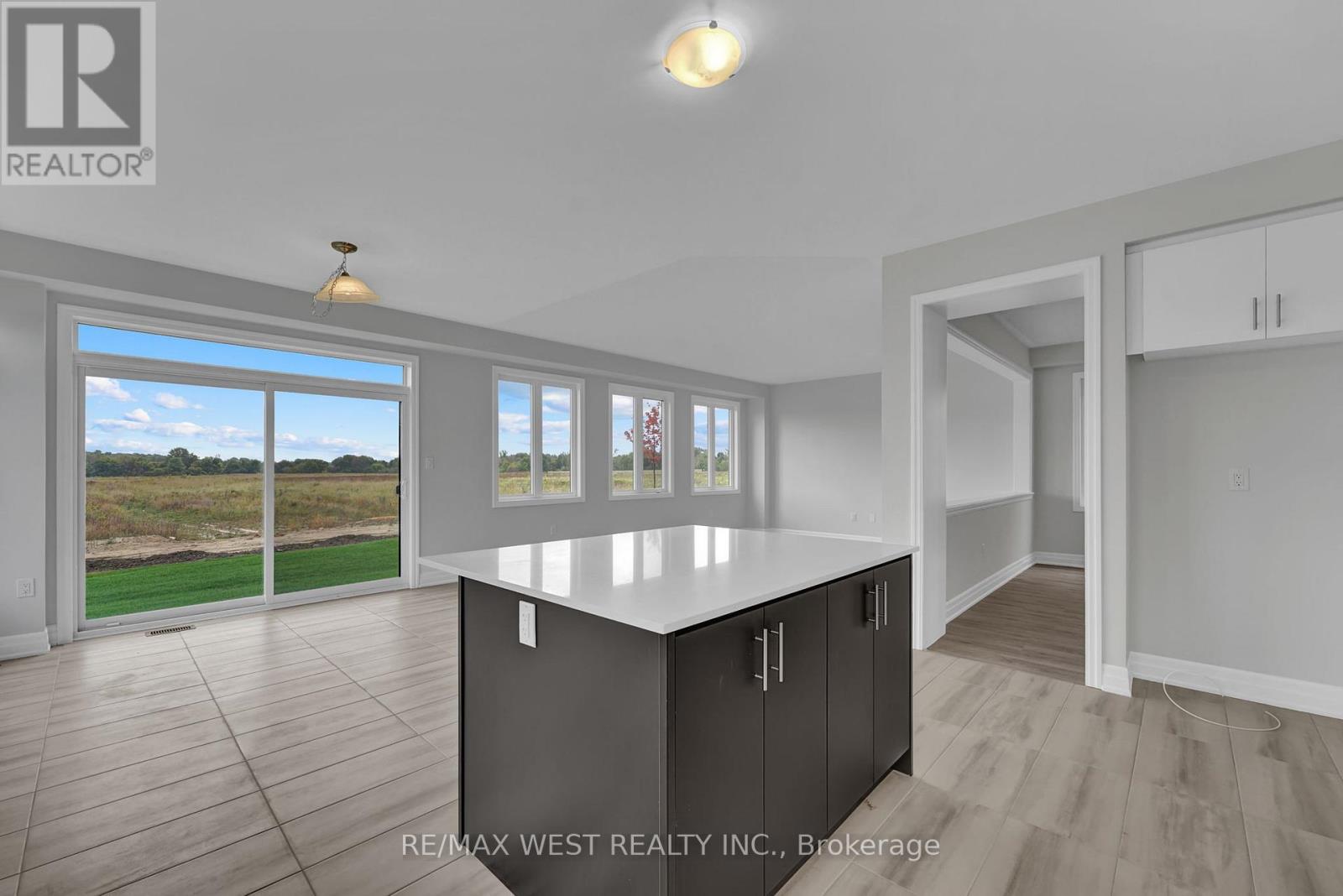 160 Union Boulevard, Wasaga Beach, Ontario  L0M 1S0 - Photo 17 - S13880974