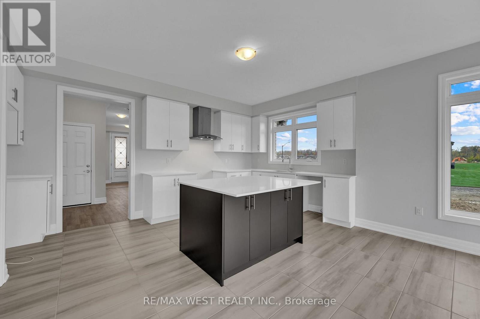 160 Union Boulevard, Wasaga Beach, Ontario  L0M 1S0 - Photo 18 - S13880974