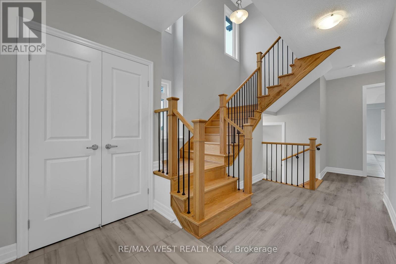 160 Union Boulevard, Wasaga Beach, Ontario  L0M 1S0 - Photo 7 - S13880974