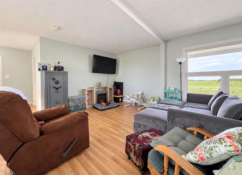 97113 453 Highway, Wawanesa, Manitoba  R0K 2G0 - Photo 5 - 202625331