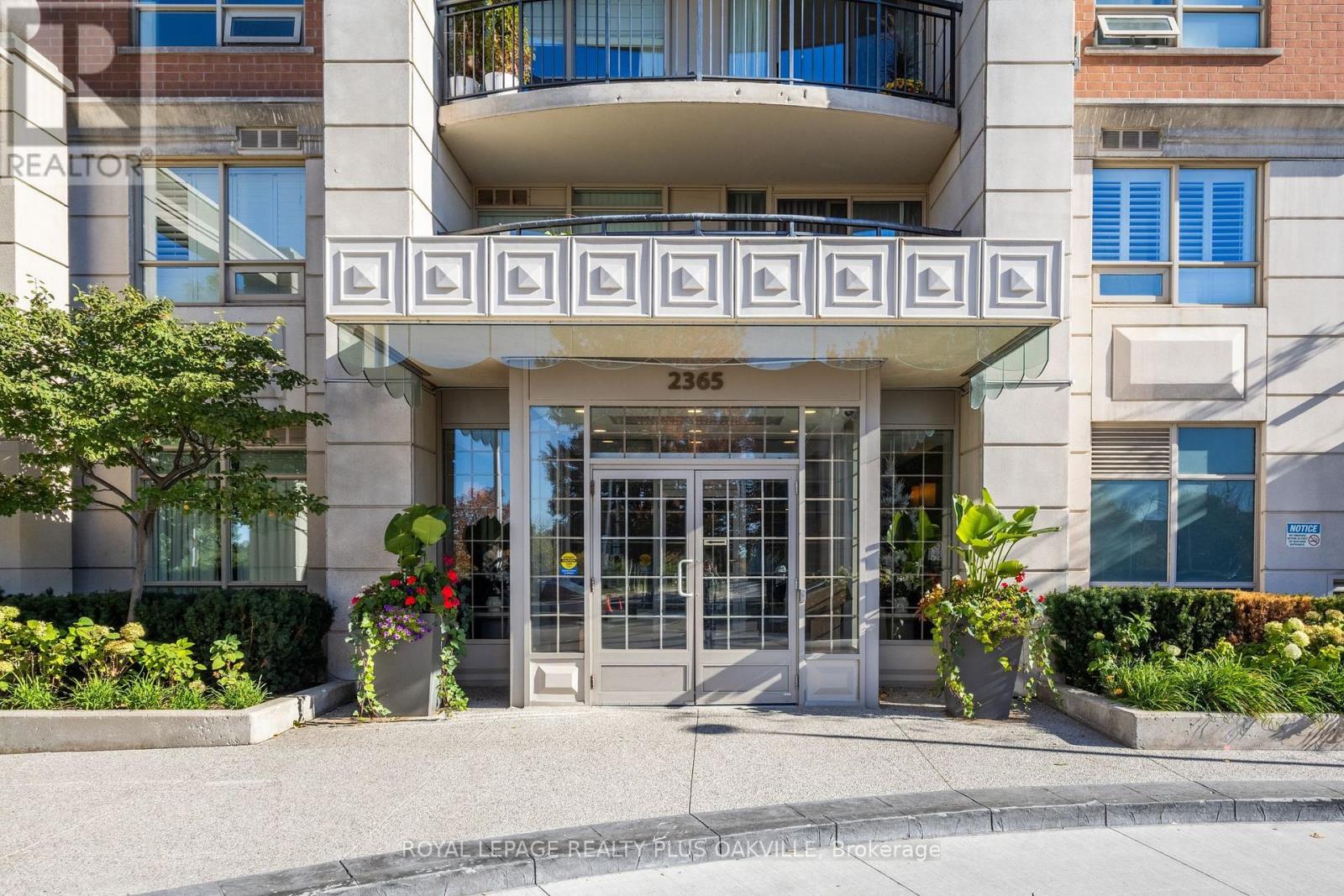 206 - 2365 Central Park Drive, Oakville, Ontario  L6H 0C7 - Photo 5 - W13767644