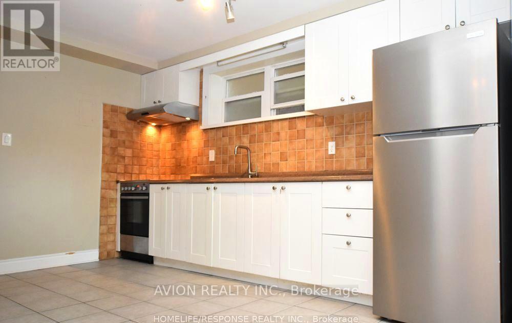 1 - 42 EMERALD CRESCENT