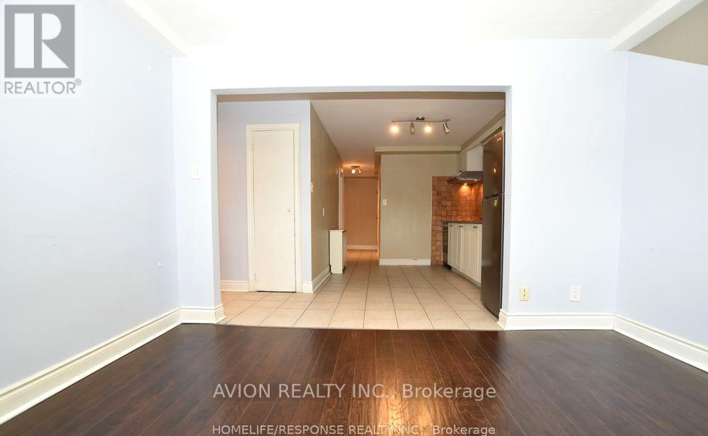 1 - 42 Emerald Crescent, Toronto, Ontario  M8V 2B6 - Photo 5 - W13880876