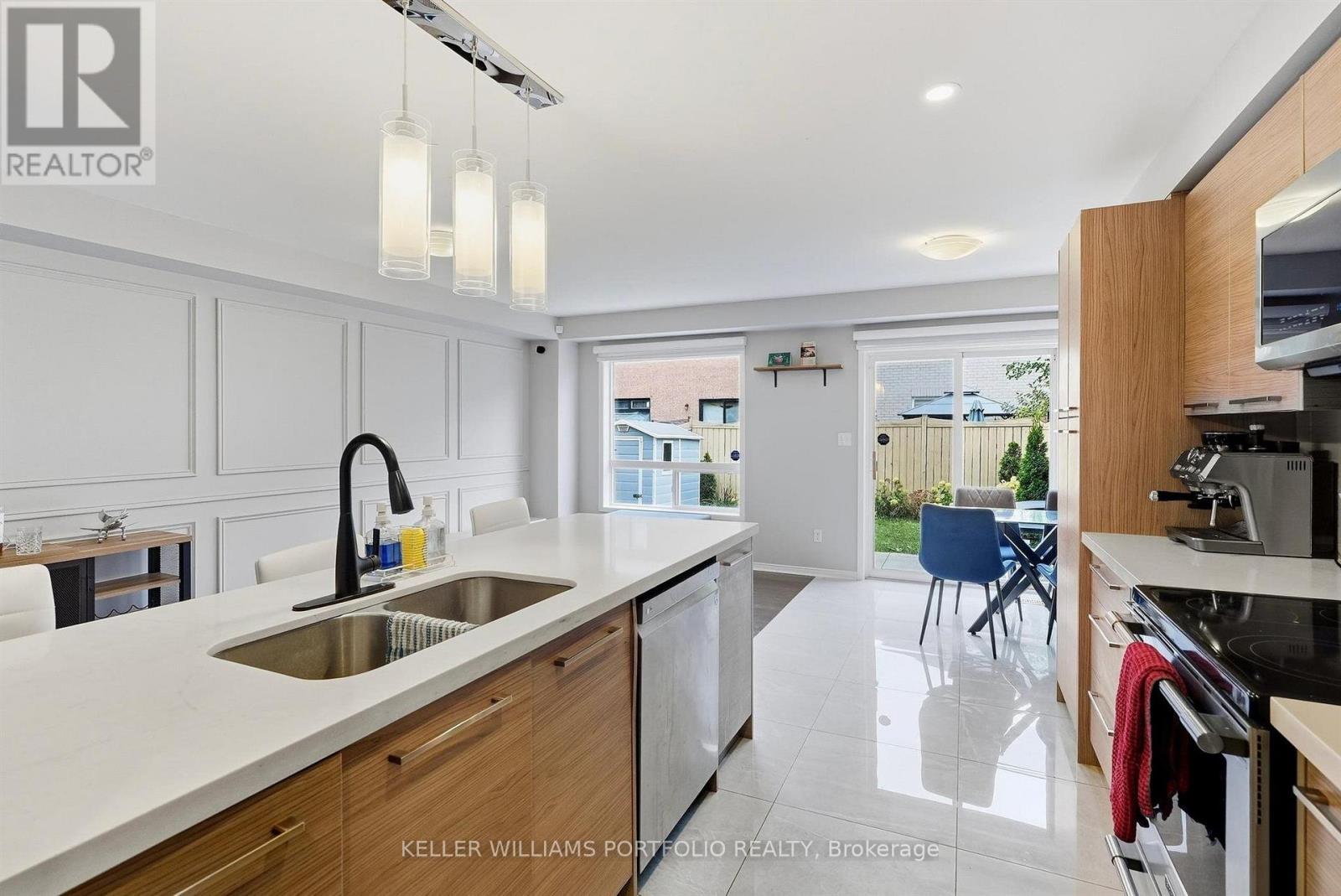 5723 Keldrew Avenue, Mississauga, Ontario  L5M 7B9 - Photo 16 - W13880882