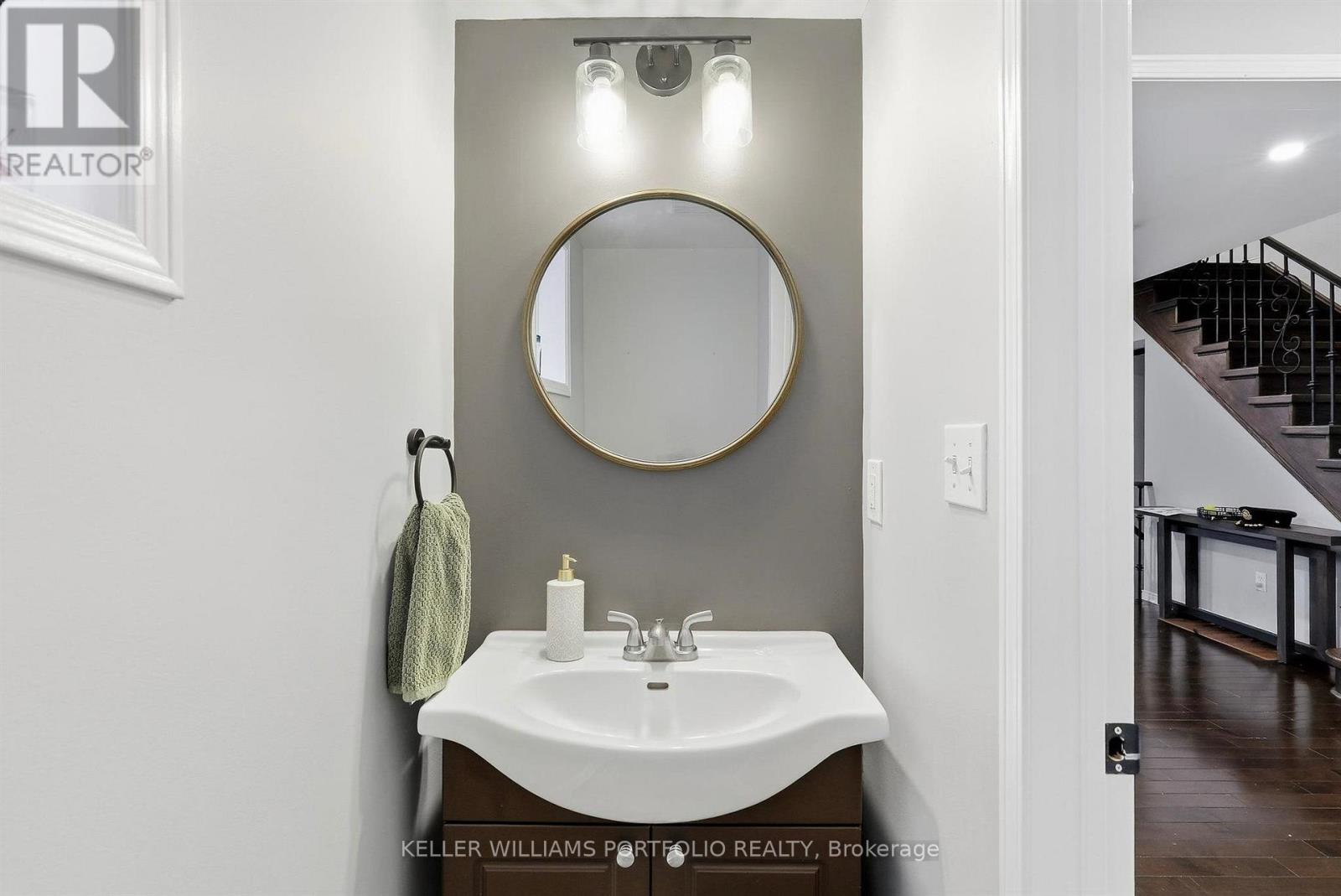 5723 Keldrew Avenue, Mississauga, Ontario  L5M 7B9 - Photo 18 - W13880882