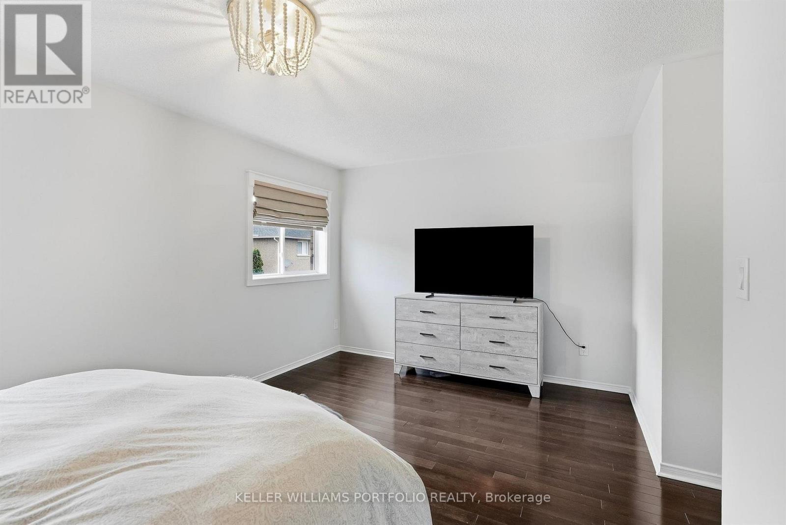 5723 Keldrew Avenue, Mississauga, Ontario  L5M 7B9 - Photo 23 - W13880882