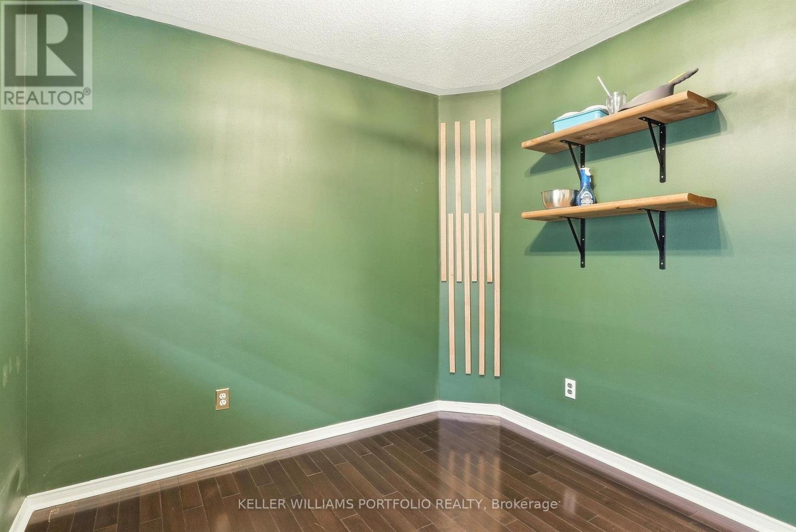 5723 Keldrew Avenue, Mississauga, Ontario  L5M 7B9 - Photo 34 - W13880882