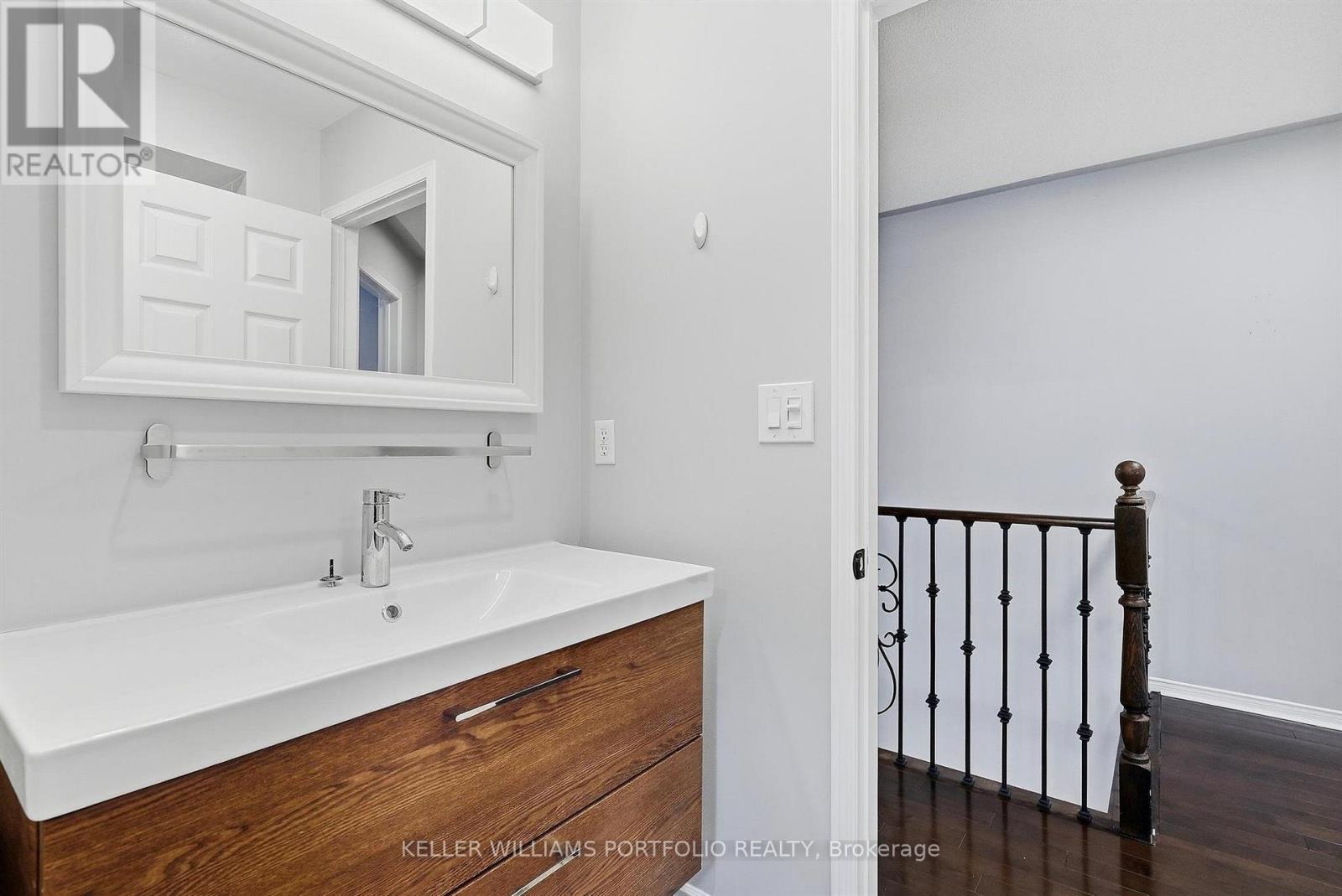 5723 Keldrew Avenue, Mississauga, Ontario  L5M 7B9 - Photo 37 - W13880882