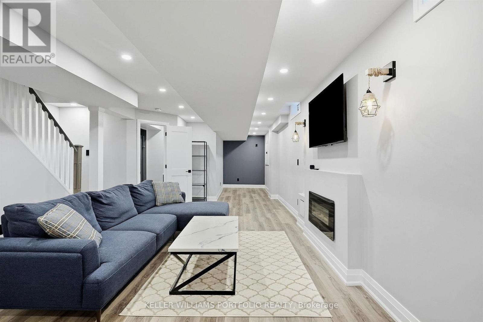 5723 Keldrew Avenue, Mississauga, Ontario  L5M 7B9 - Photo 41 - W13880882