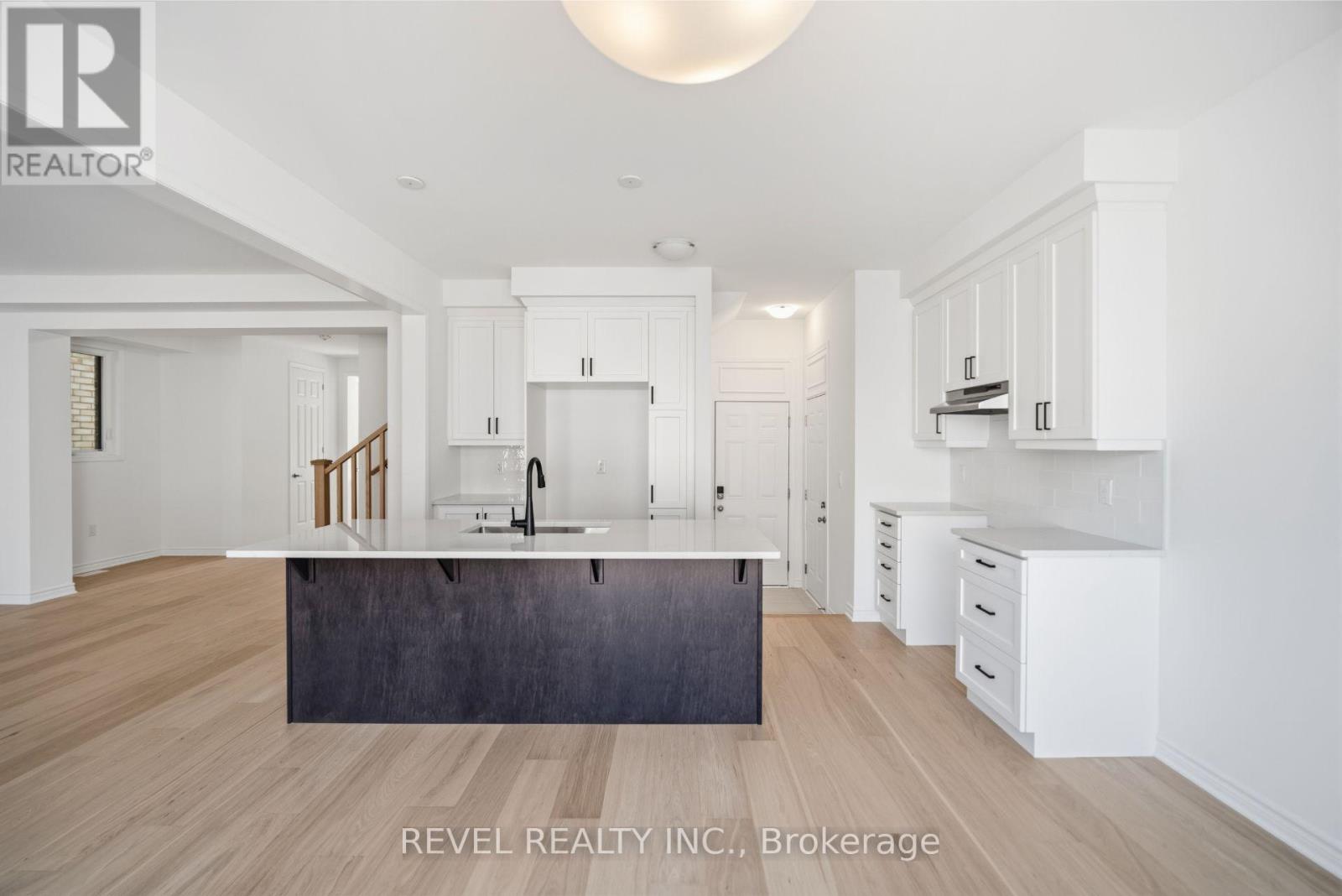 1389 Mccann Way, Milton (Bw Bowes), Ontario  L9E 2G9 - Photo 10 - W13880918