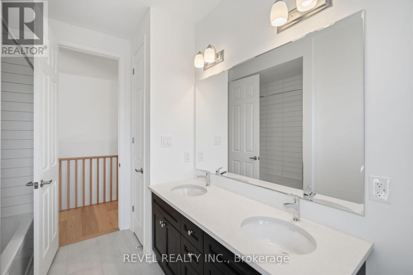 1389 Mccann Way, Milton (Bw Bowes), Ontario  L9E 2G9 - Photo 43 - W13880918