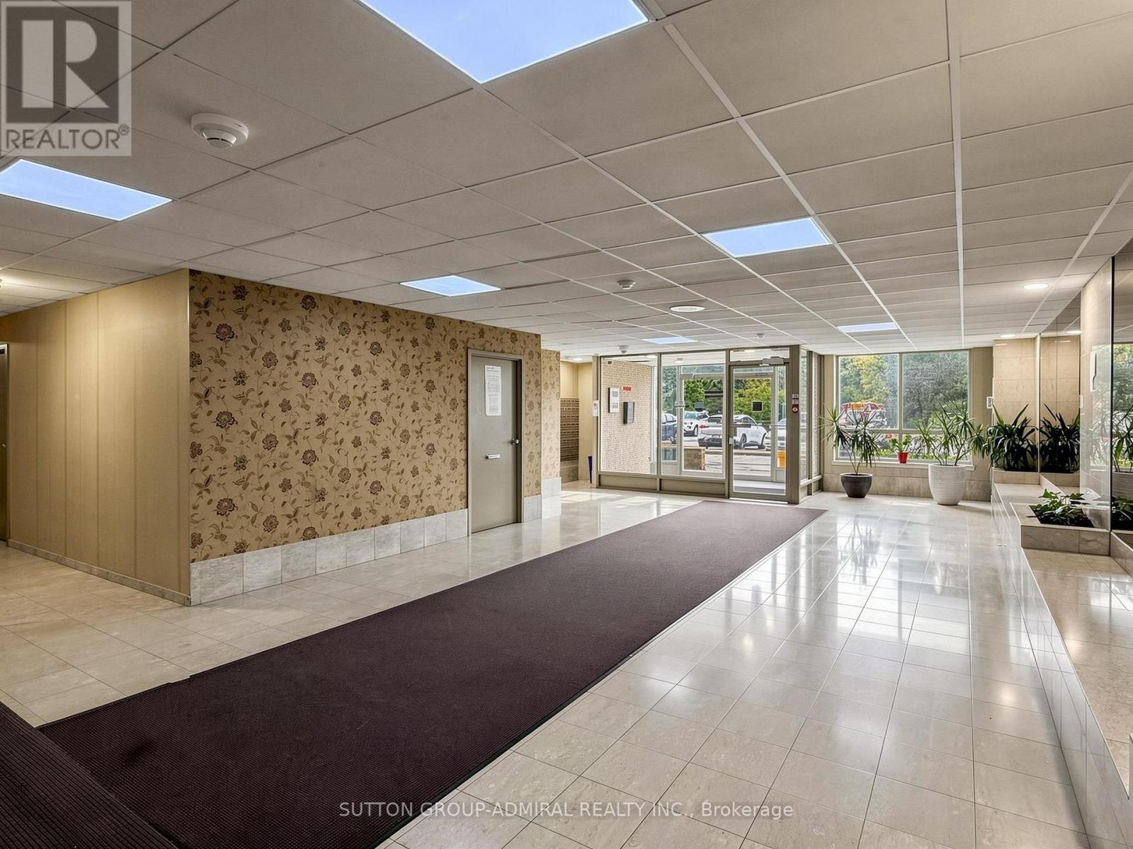 1108 - 2470 Eglinton Avenue, Toronto, Ontario  M6M 5E7 - Photo 3 - W13880962