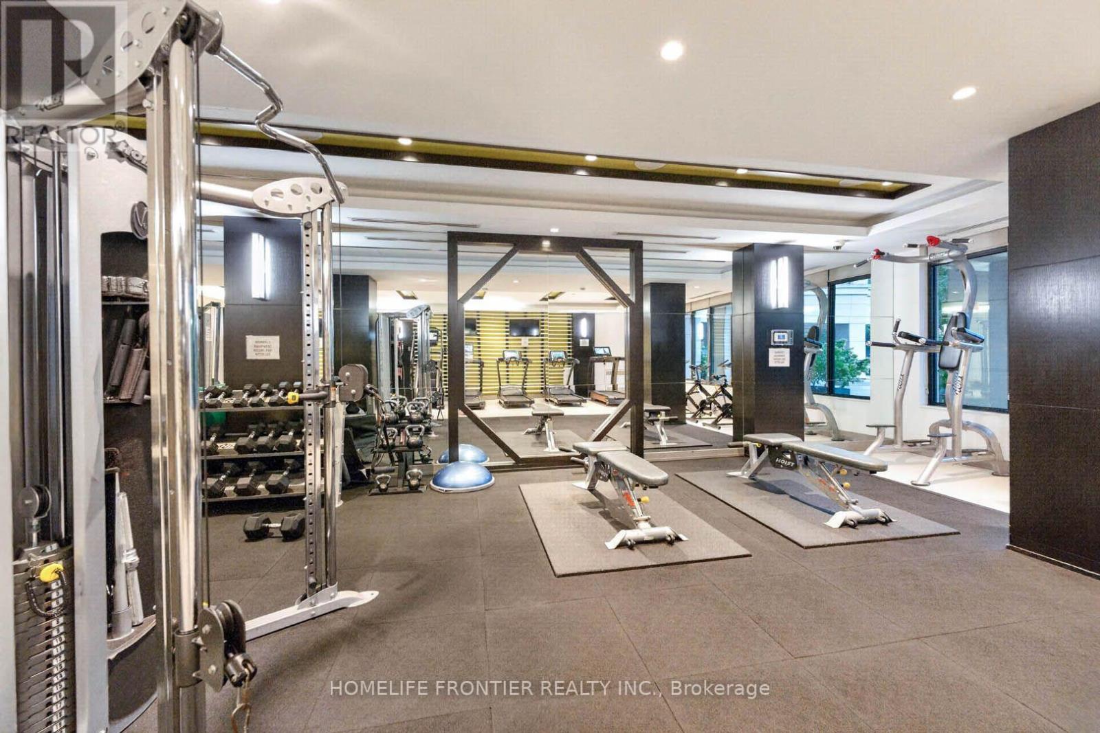 706 - 2 Old Mill Drive, Toronto, Ontario  M6S 0A2 - Photo 22 - W13880966