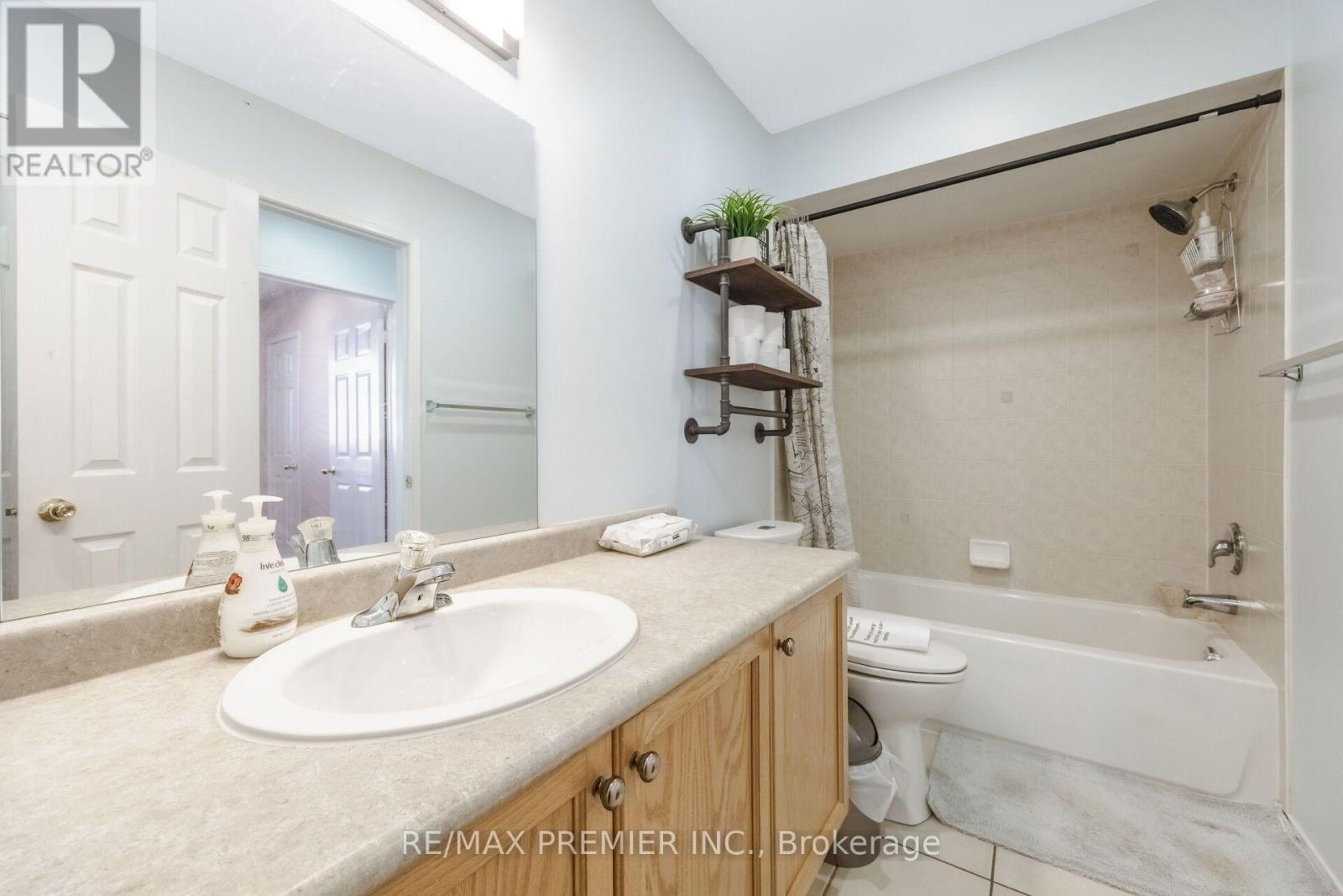 1268 Newell Street, Milton (De Dempsey), Ontario  L9T 6C2 - Photo 35 - W13880968