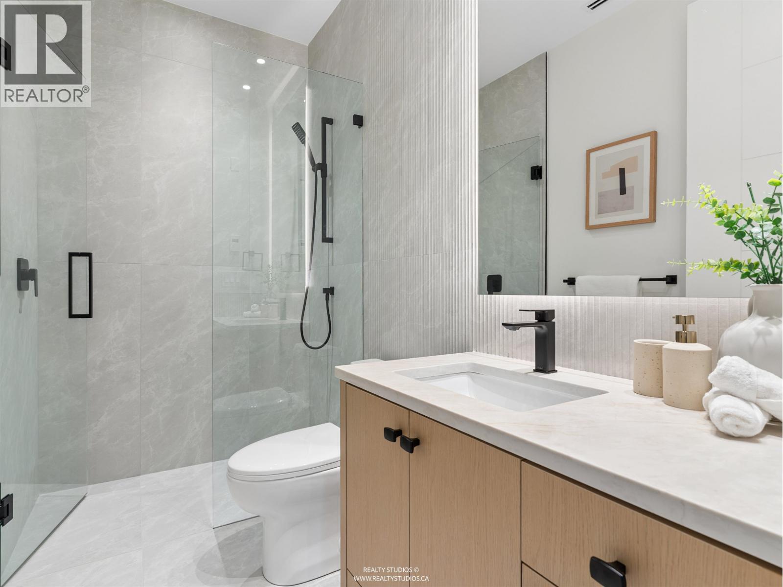 2543 E 2nd Avenue, Vancouver, British Columbia  V5T 4C1 - Photo 6 - R3174053