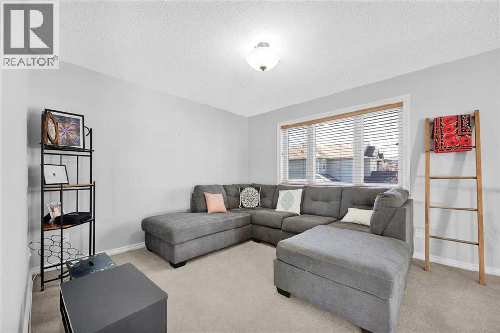 209 Crystal Green Point, Okotoks, Alberta  T1S 2K7 - Photo 19 - A2348495