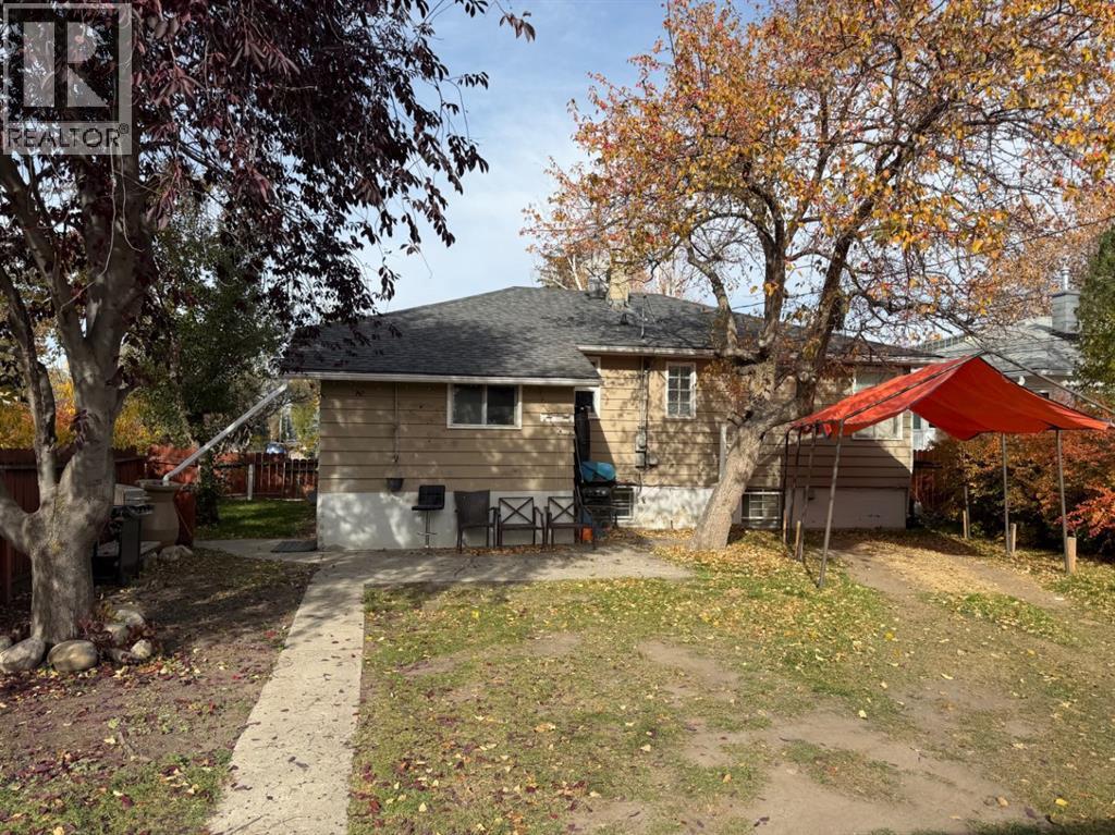 704 33 Street NW, Calgary, Alberta  T2N 2W6 - Photo 5 - A2351232