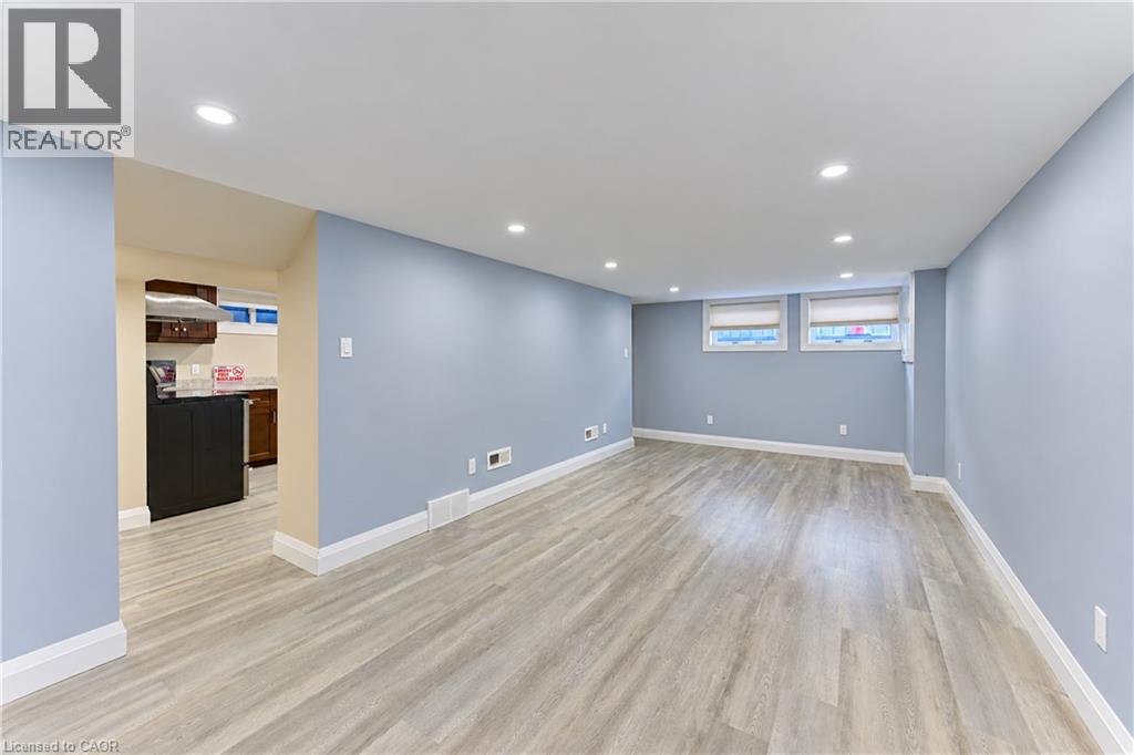 87 Bond Street, Kitchener, Ontario  N2H 4S4 - Photo 33 - 40868749